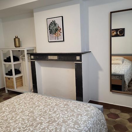 Brussels Bed & Blockchain Private Rooms With Shared Bathroom Etterbeek Phòng bức ảnh