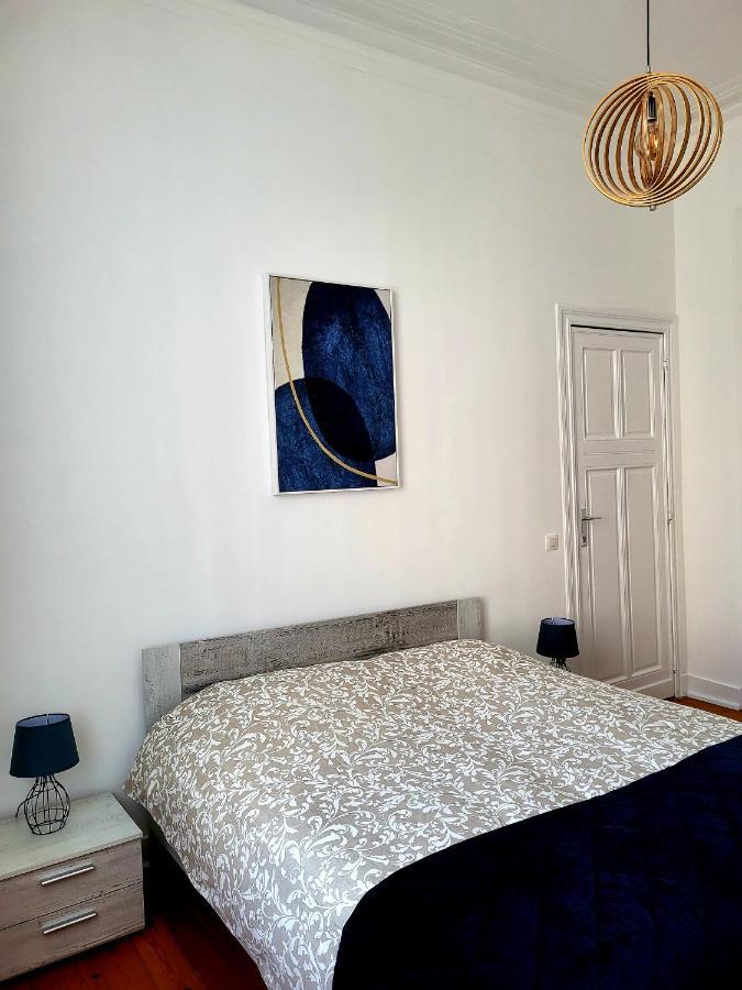 Brussels Bed & Blockchain Private Rooms With Shared Bathroom Etterbeek Ngoại thất bức ảnh