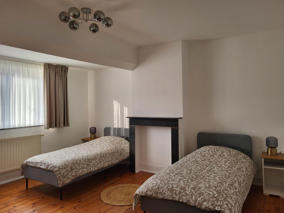 Brussels Bed & Blockchain Private Rooms With Shared Bathroom Etterbeek Ngoại thất bức ảnh