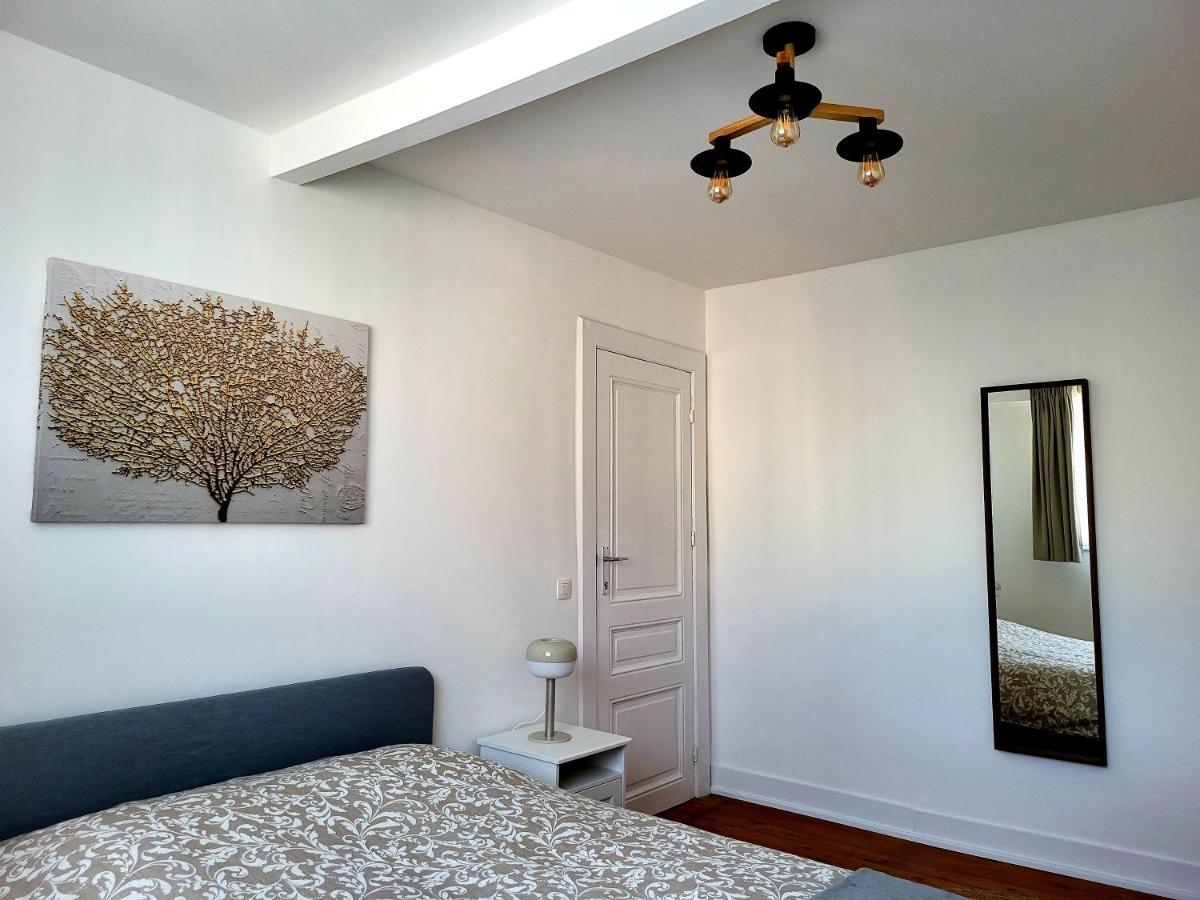 Brussels Bed & Blockchain Private Rooms With Shared Bathroom Etterbeek Ngoại thất bức ảnh