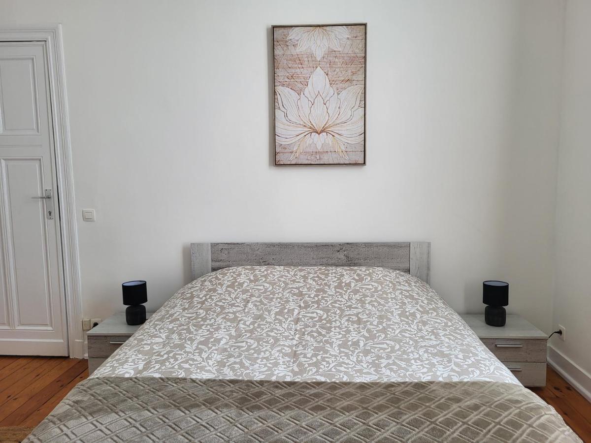 Brussels Bed & Blockchain Private Rooms With Shared Bathroom Etterbeek Ngoại thất bức ảnh