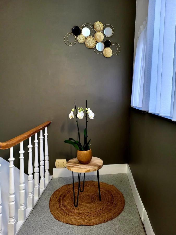 Brussels Bed & Blockchain Private Rooms With Shared Bathroom Etterbeek Ngoại thất bức ảnh