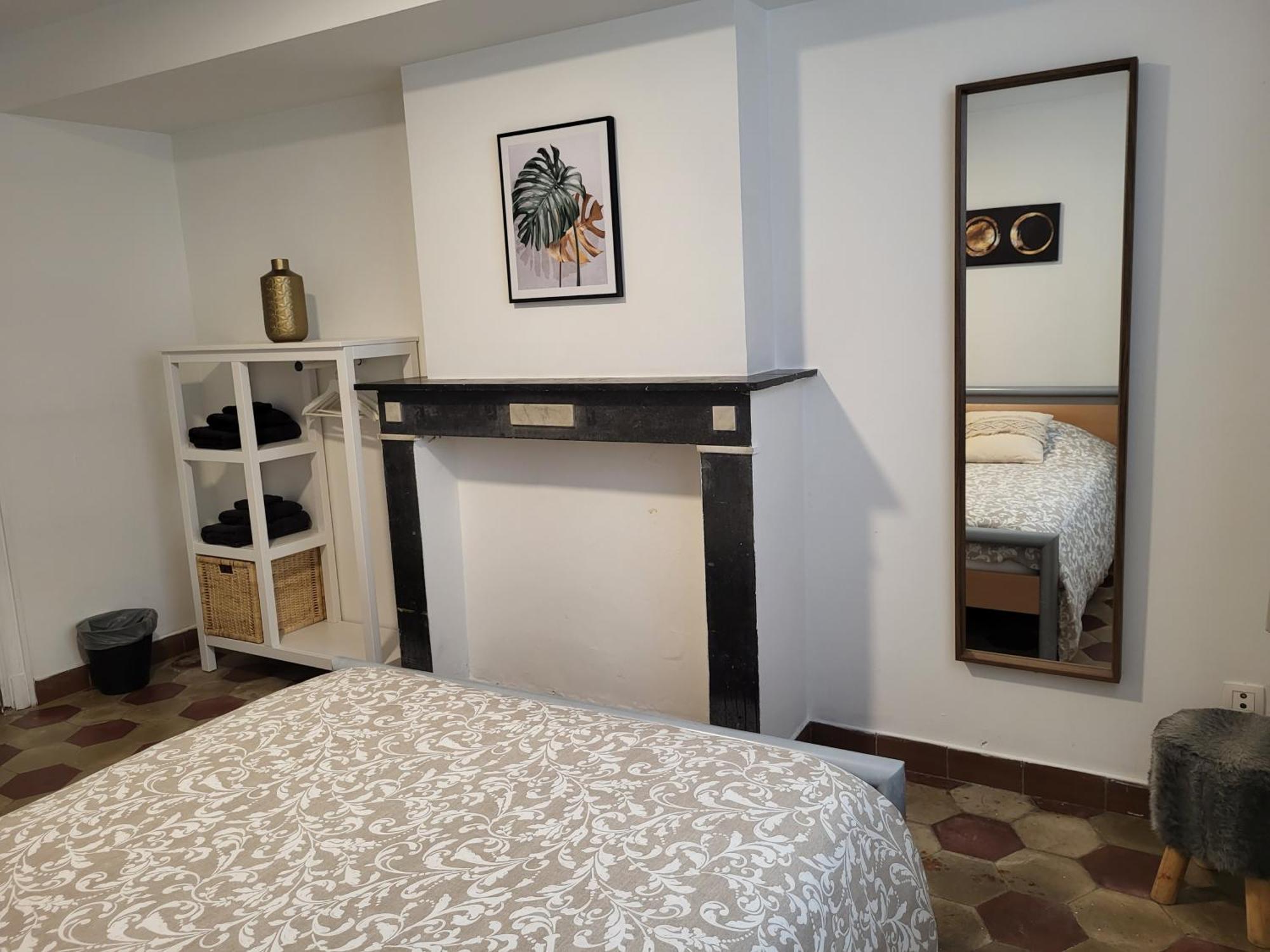 Brussels Bed & Blockchain Private Rooms With Shared Bathroom Etterbeek Phòng bức ảnh
